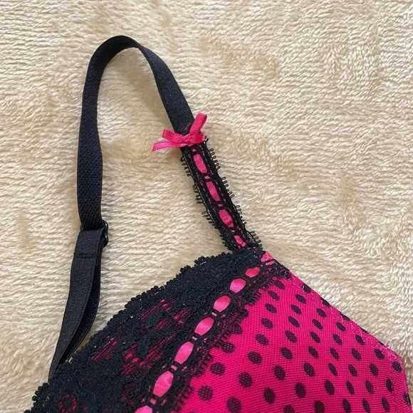 BETSEY JOHNSON Ladies’ Underwire Bra Size 32D - Picture 5 of 5